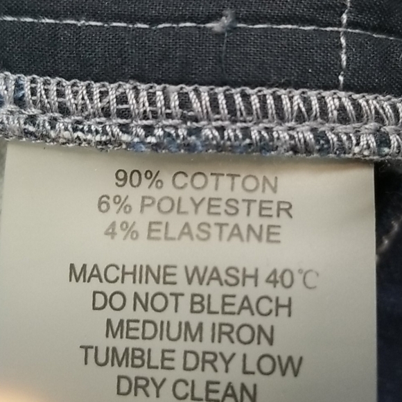 Robert Graham Flare Jeans - Picture 8 of 8